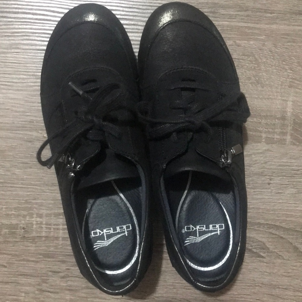 Dansko black leather nubuck “Loretta” Sz 36